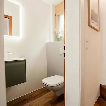 Zenith B By Homeflow *