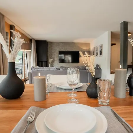 Fantastic Panoramic View In Apartment *