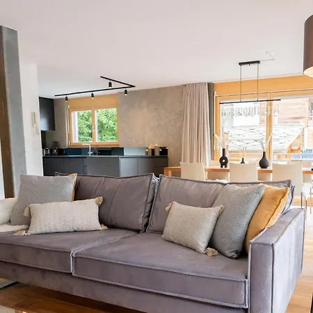 Zenith B By Homeflow *