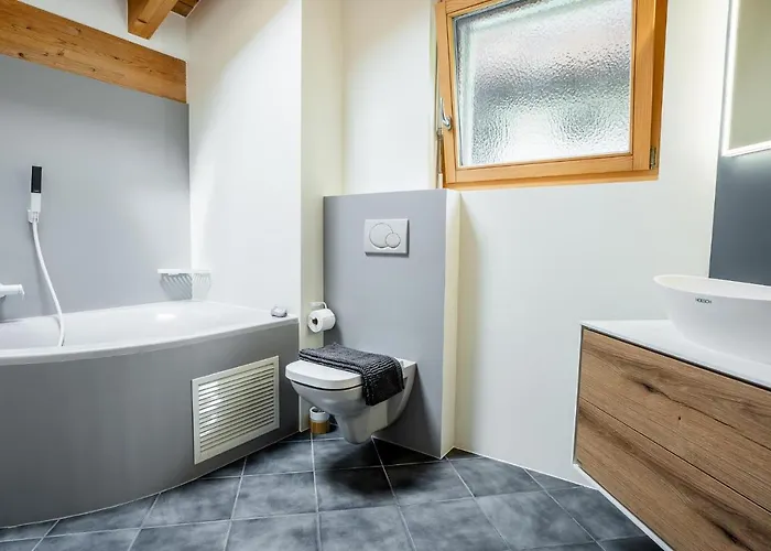 Zenith B By Homeflow Lägenhet