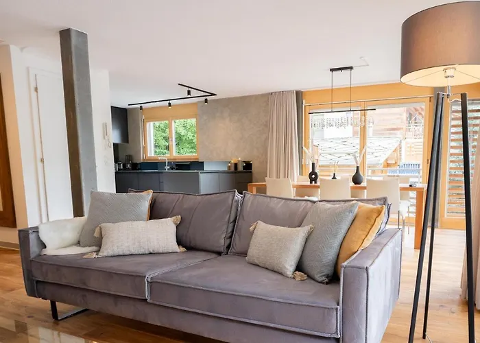 Zenith B By Homeflow *